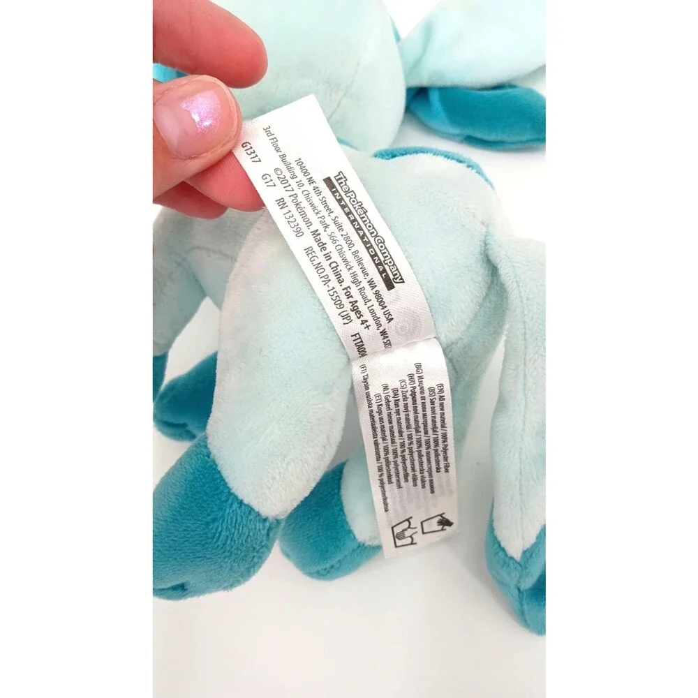 Pokémon Center Glaceon Plush 2017 Official Eeveelution 7